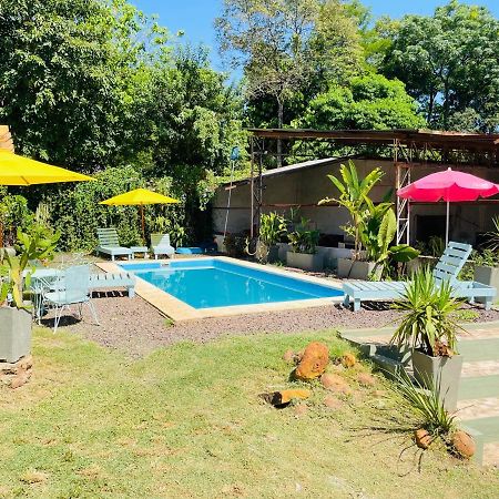 Duplex En Cataratas Del Iguazu Piscina Compartida Con Aparts Puerto Iguazu Exterior photo